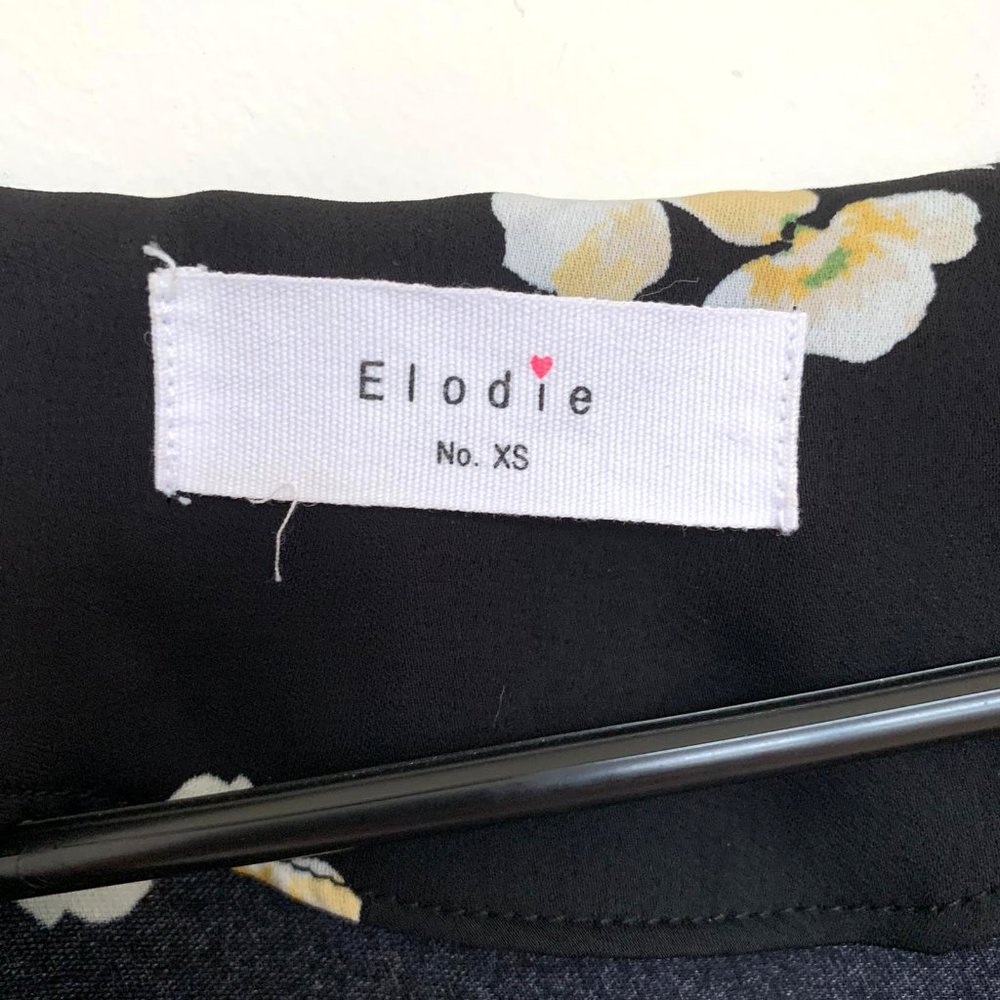 Eloise Woman V Neck Black Floral Pattern Blouse XS - Picture 4 of 5